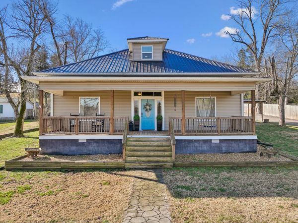 15 Switchboard Rd , Brush Creek, TN 38547