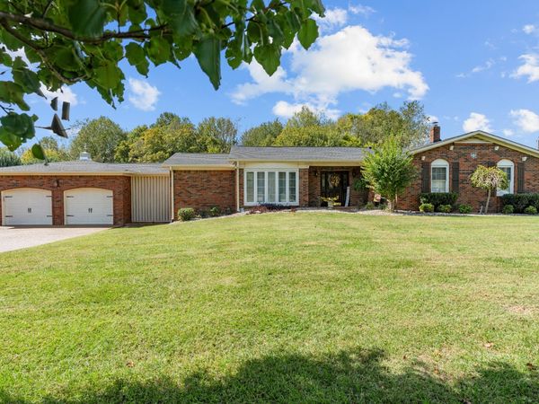 1744 Carthage Rd , Red Boiling Springs, TN 37150