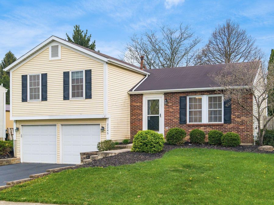 2245 Green Island Drive , Columbus, OH 43228 Photo 1