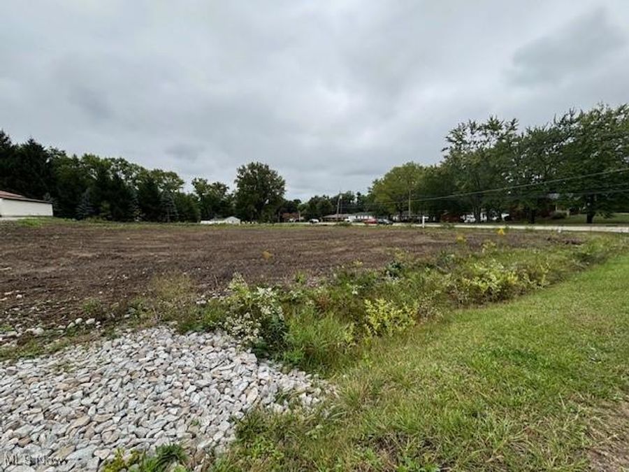 Raber Terrace , Uniontown, OH 44685 Photo 1