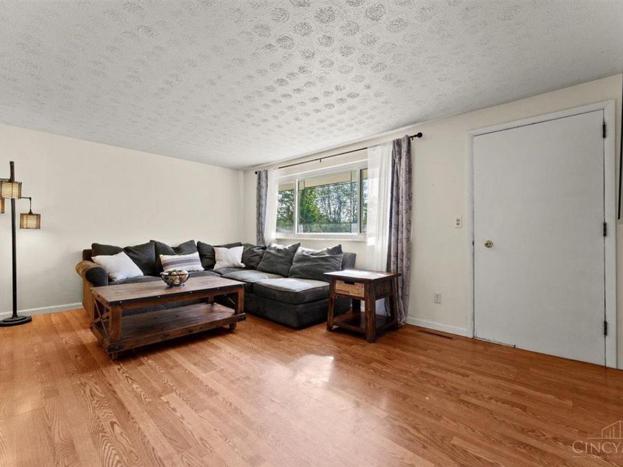1706 Wittenberg Drive, Loveland, OH 45140 Photo 12