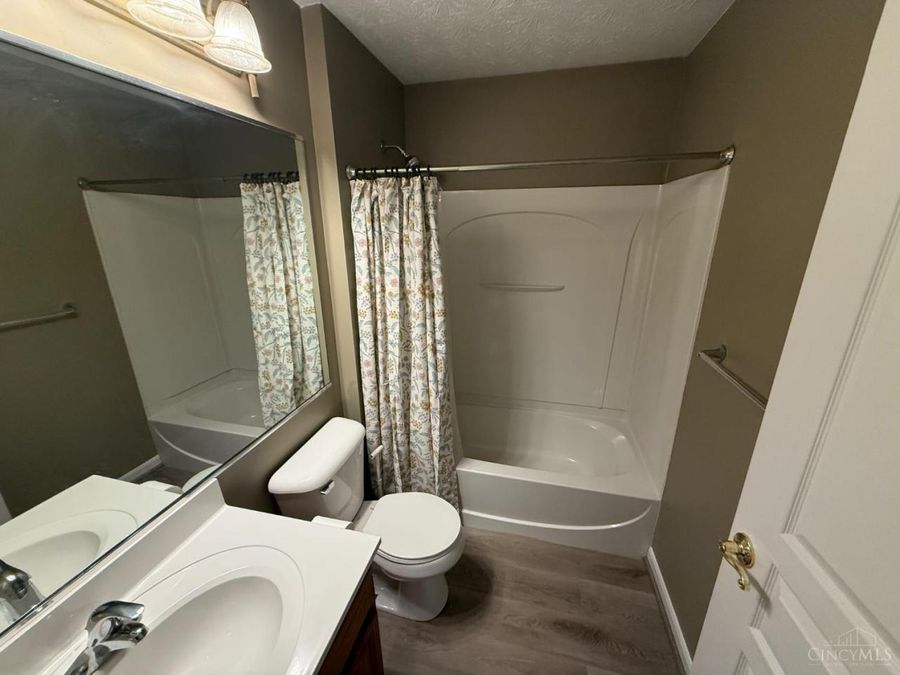 7184 English Drive, Newtown, OH 45244 Photo 12