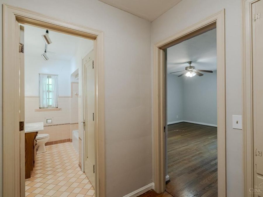 501 Terrace Avenue, Cincinnati, OH 45220 Photo 16