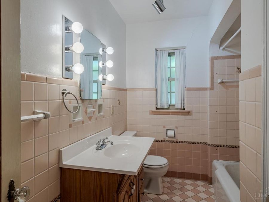 501 Terrace Avenue, Cincinnati, OH 45220 Photo 21