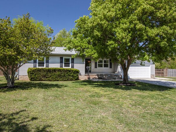 204 Scenic Cir , Tullahoma, TN 37388