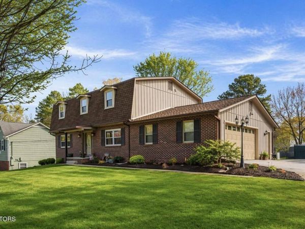 2012 Canby Hills Rd, Knoxville, TN 37923