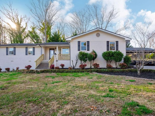 83 E Circle Drive , Rossville, GA 30741