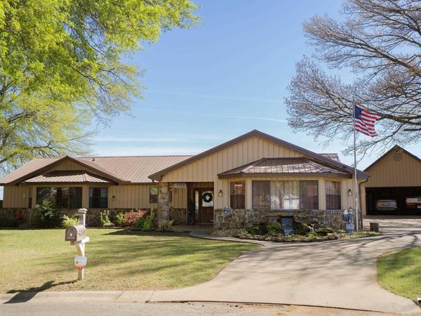 8 Franklin , Searcy, AR 72143