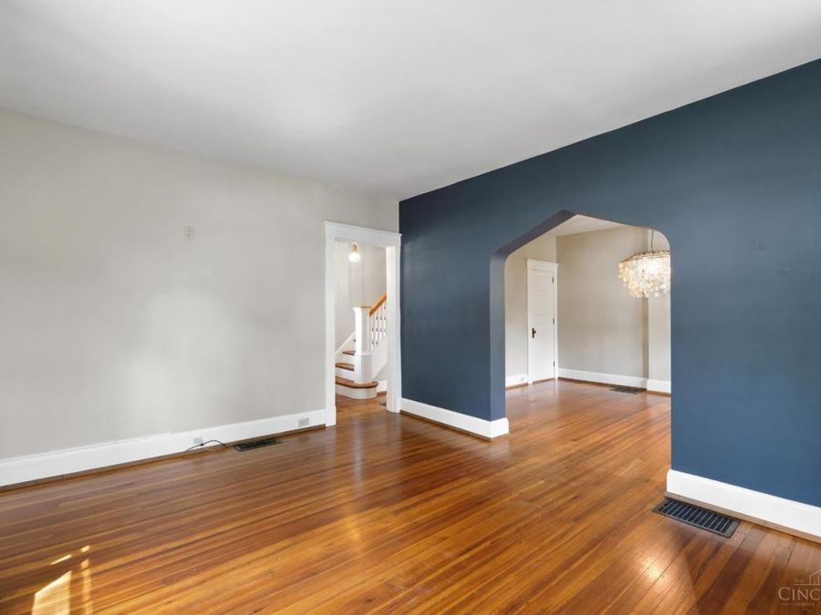 6606 Murray Avenue, Columbia Township, OH 45227 Photo 8