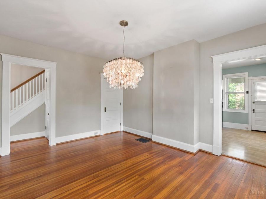 6606 Murray Avenue, Columbia Township, OH 45227 Photo 9