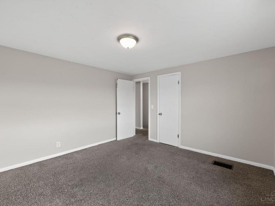 313 Pershing Avenue, Lockland, OH 45215 Photo 4