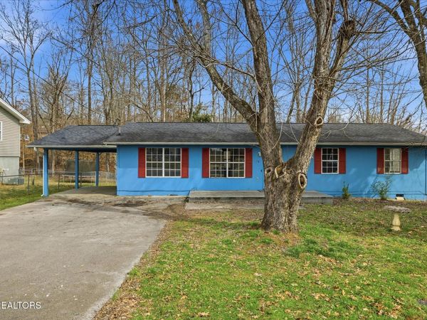 134 Foxwood Circle , Oliver Springs, TN 37840