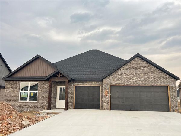 4750 Farmhouse Street , Springdale, AR 72762