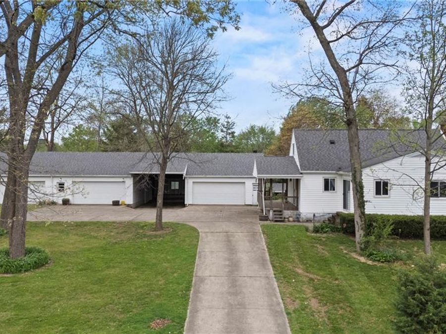 2762 Old Yellow Springs Road, Fairborn, OH 45324 Photo 1