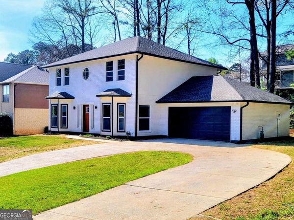 2081 Hunters Ridge Drive, Lawrenceville, GA 30044