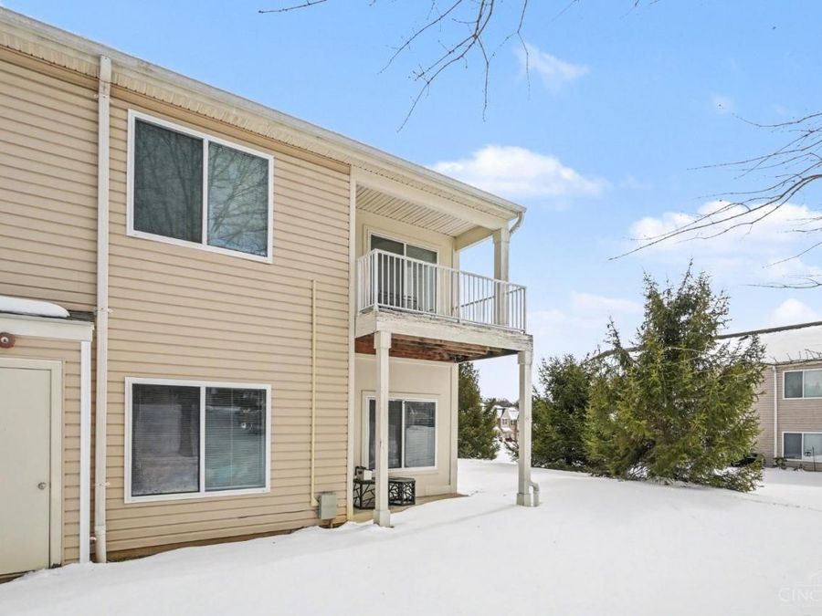 9305 Bridgecreek Drive, Springfield Township, OH 45231 Photo 24