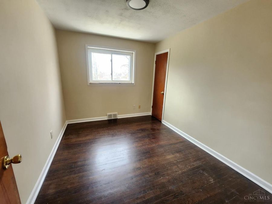 1063 Anderson Ferry Road, Delhi Township, OH 45238 Photo 7
