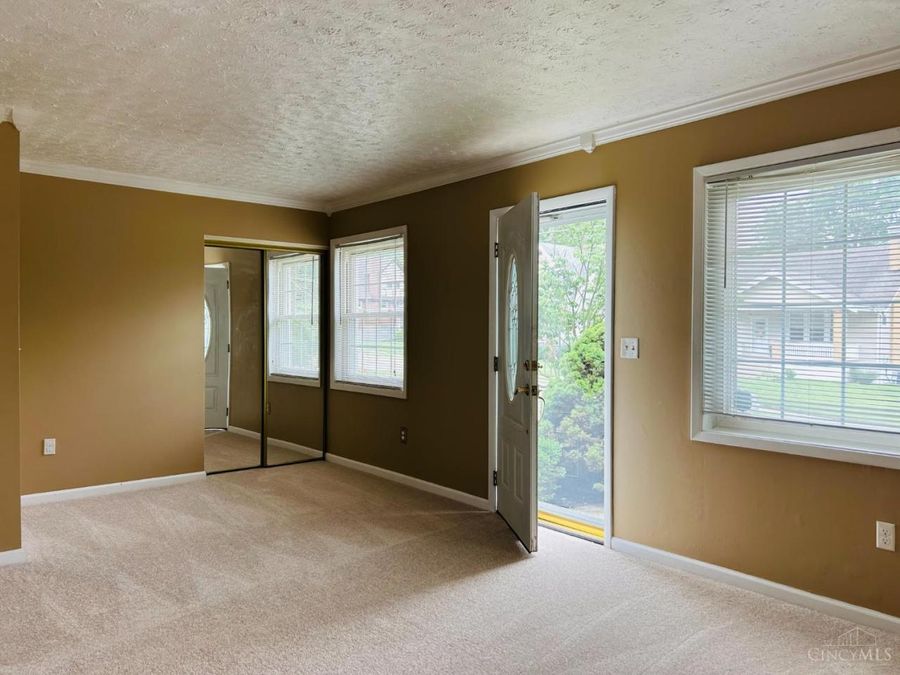 3744 Dina Avenue, Cheviot, OH 45211 Photo 2