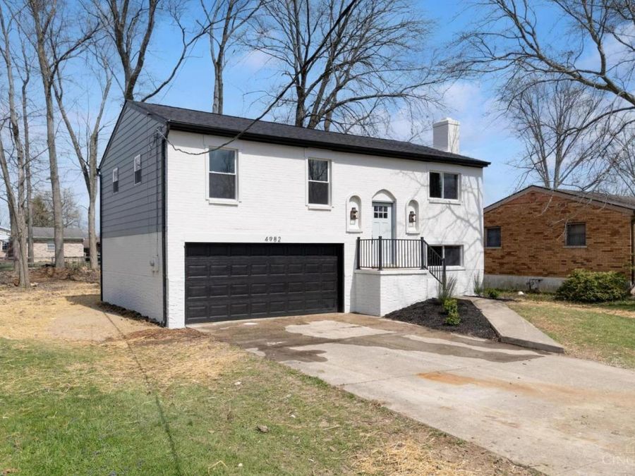 4982 Bell Avenue, Cincinnati, OH 45242 Photo 2