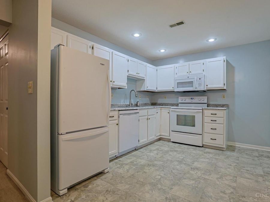 3703 W Galbraith Road, Cincinnati, OH 45247 Photo 15