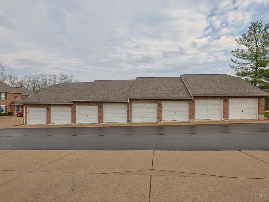 3703 W Galbraith Road, Cincinnati, OH 45247 Photo 5
