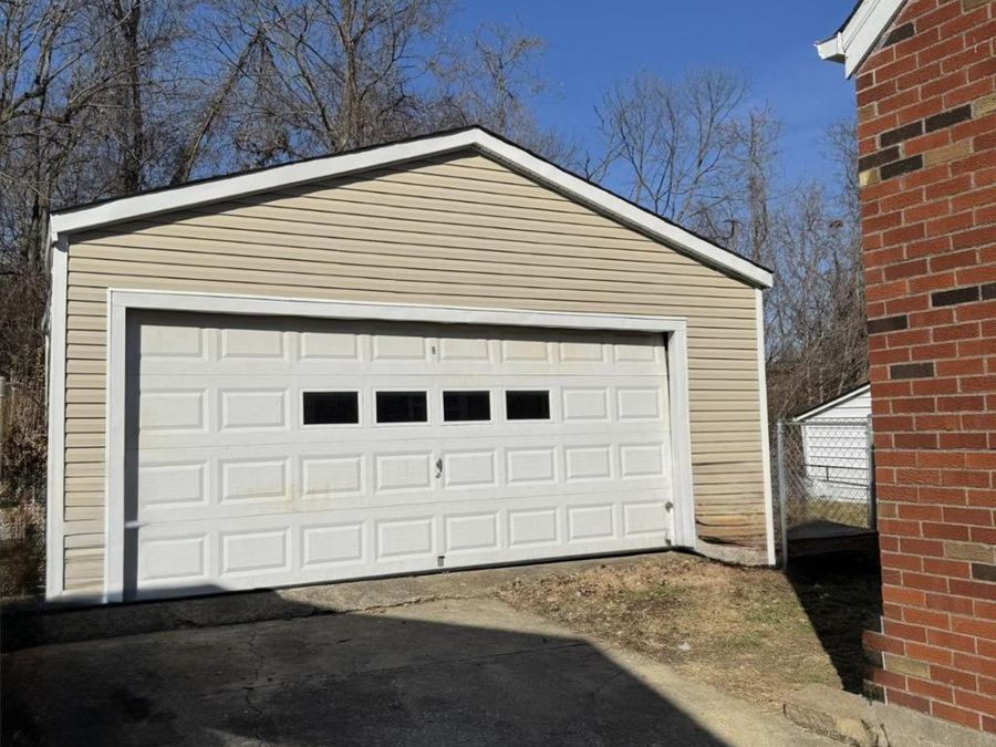 217 West Crest Drive, Reading, OH 45215 Photo 13