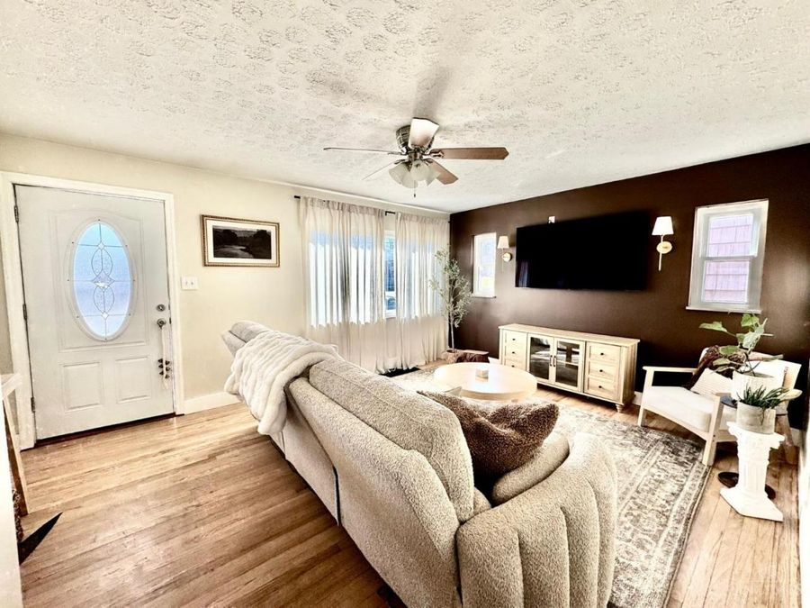 217 West Crest Drive, Reading, OH 45215 Photo 2