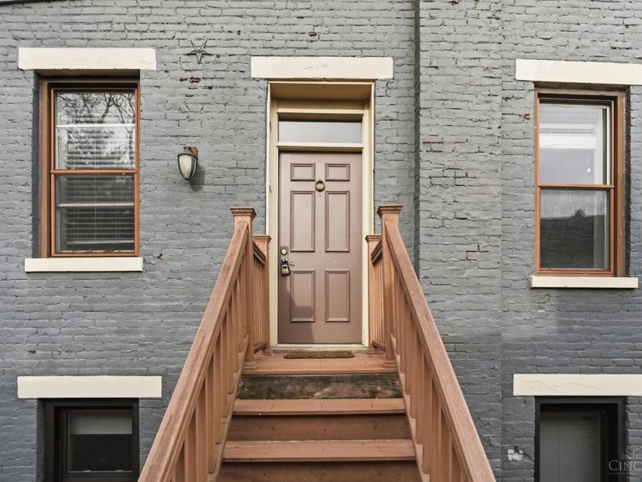 981 Paradrome Street, Unit B, Cincinnati, OH 45202 Photo 2