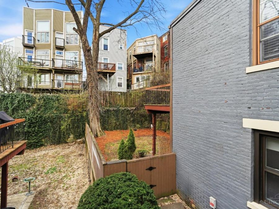 981 Paradrome Street, Unit B, Cincinnati, OH 45202 Photo 25