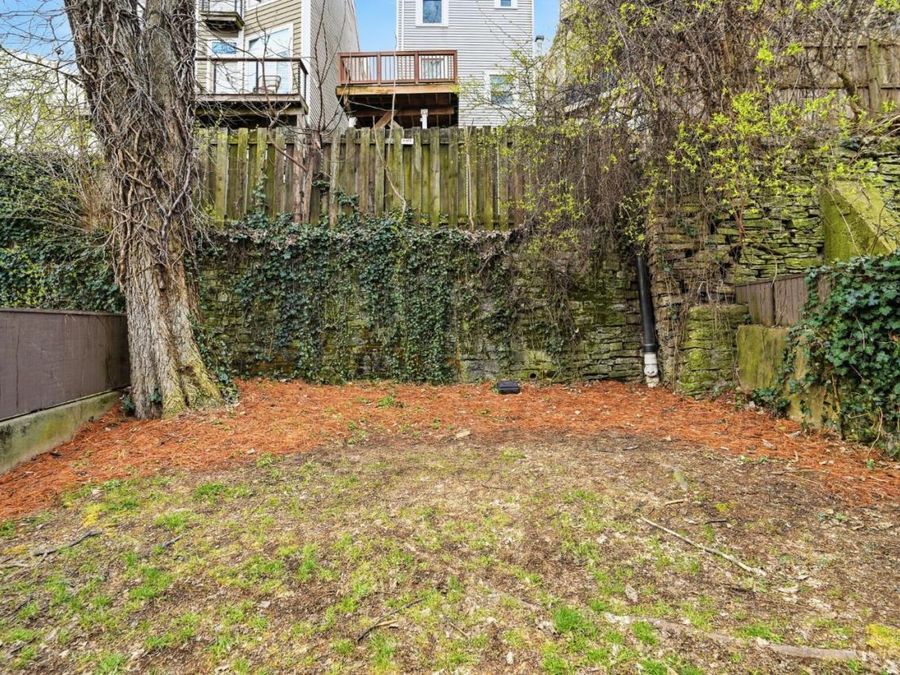 981 Paradrome Street, Unit B, Cincinnati, OH 45202 Photo 30