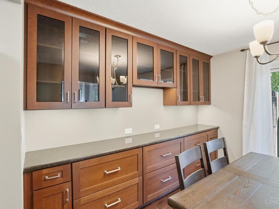 9338 Hunters Creek Drive, Blue Ash, OH 45242 Photo 13