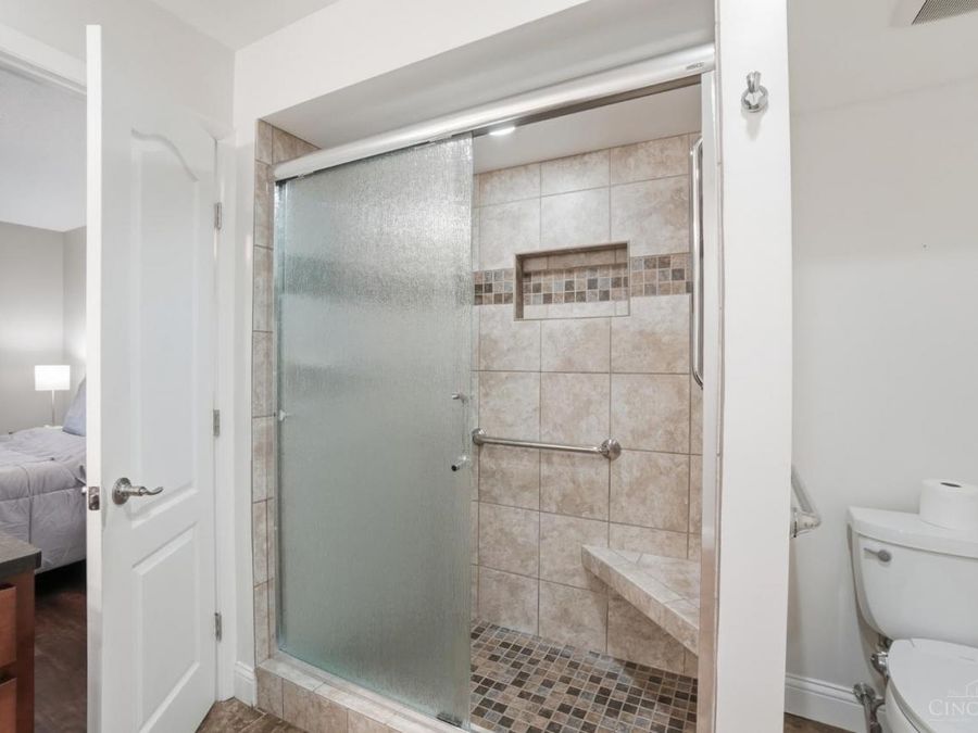 9338 Hunters Creek Drive, Blue Ash, OH 45242 Photo 29