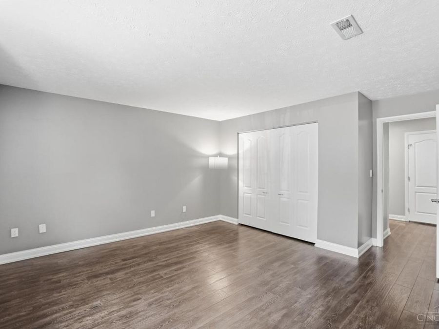 9338 Hunters Creek Drive, Blue Ash, OH 45242 Photo 39