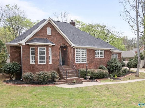 4820 Cove Creek Drive SE, Brownsboro, AL 35741