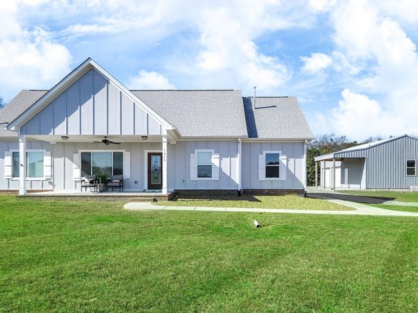 1317 Halls Mill Rd , Unionville, TN 37180