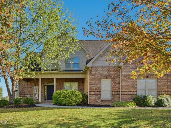 1628 Loch Leigh Way , Maryville, TN 37801