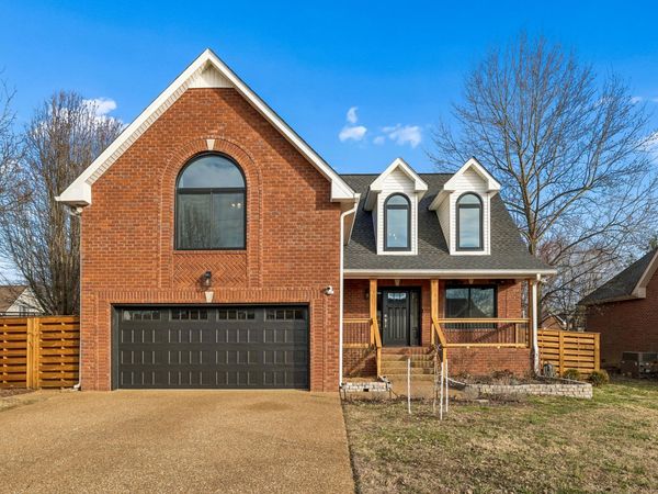 220 Lone Oak Dr , White House, TN 37188