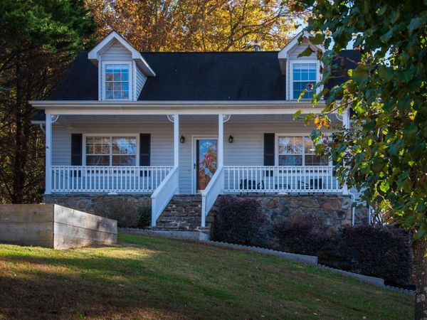 49 W Pine Drive , Ringgold, GA 30736