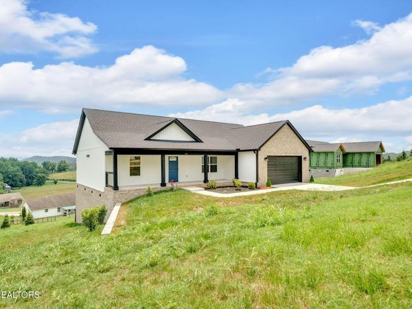 143 Middle Glen Rd , Maynardville, TN 37807