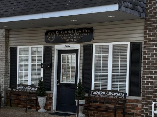 106 E Main St , Manchester, TN 37355