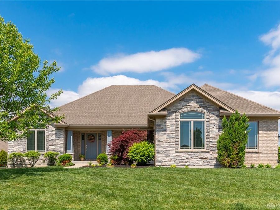 341 Crown Point Drive, Clearcreek Township, OH 45458 Photo 1