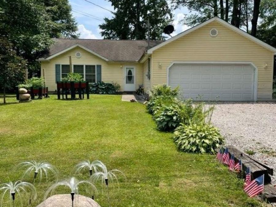 889 Long Shadow Lane , Roaming Shores, OH 44085 Photo 1