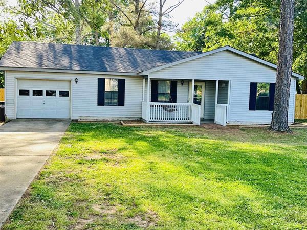 383 Hood Street, Town Creek, AL 35672