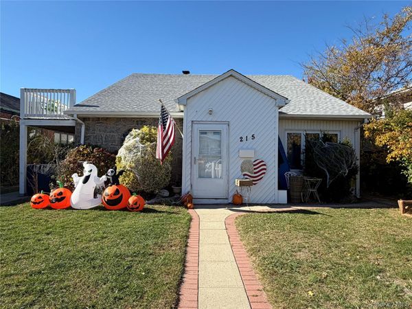 215 National Boulevard , Long Beach, NY 11561