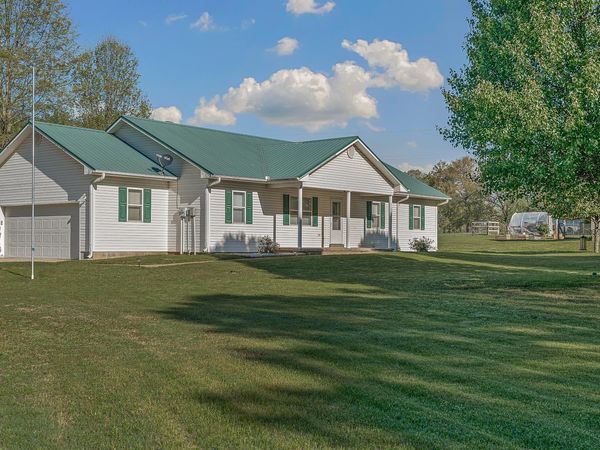 1577 County Road 751 , Jonesboro, AR 72405