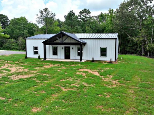2016 S. Reine St. , Mena, AR 71953