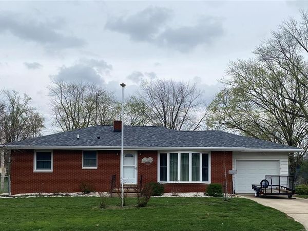 606 Shannon Drive , Greenville, IL 62246
