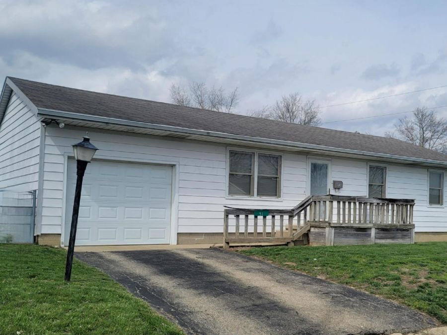 52 Deger Drive , London, OH 43140 Photo 1