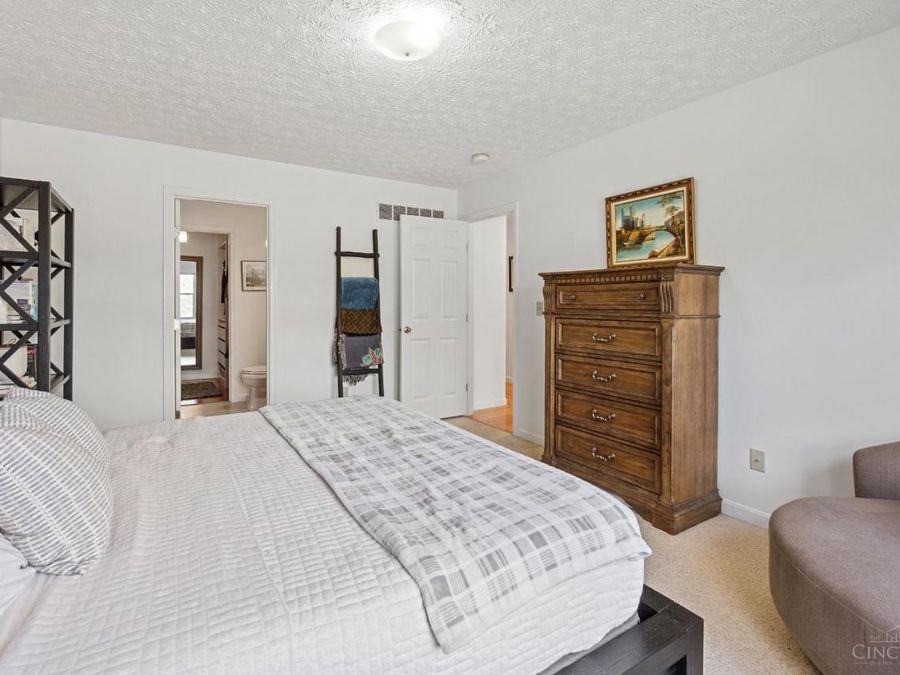3628 Ridgewood Avenue, Cincinnati, OH 45211 Photo 14