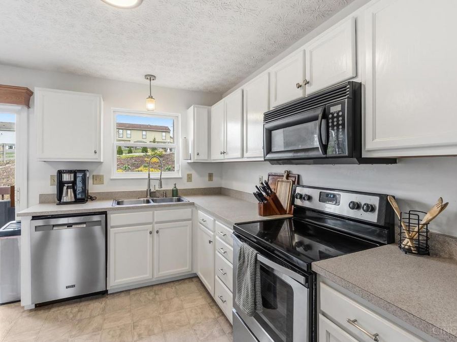 3628 Ridgewood Avenue, Cincinnati, OH 45211 Photo 9